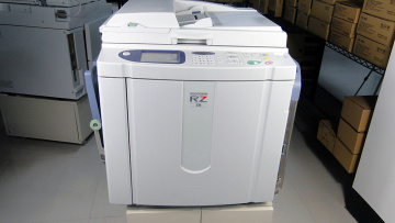 riso graph duplicator used digital machine RZ530 /230/300 B4