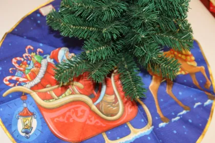 Decorative Handicraft Tree Skirt for Holiday Party
