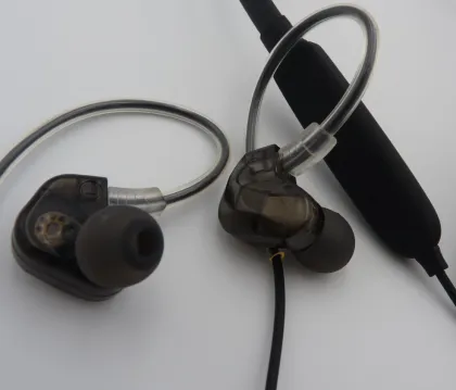 Bluetooth Earbuds Wireless in-Ear Neckband Bass Headphones