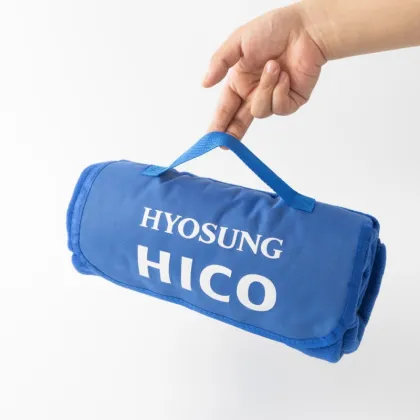 Portable Roll-up Blanket