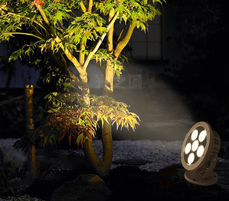 Luz LED para paisagem de jardim 6 * 7W à prova d'água