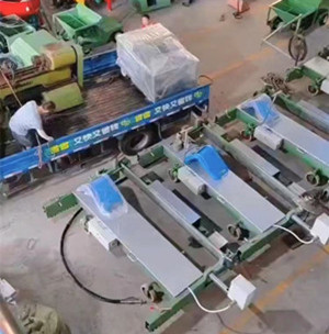 Rubber Paver machine