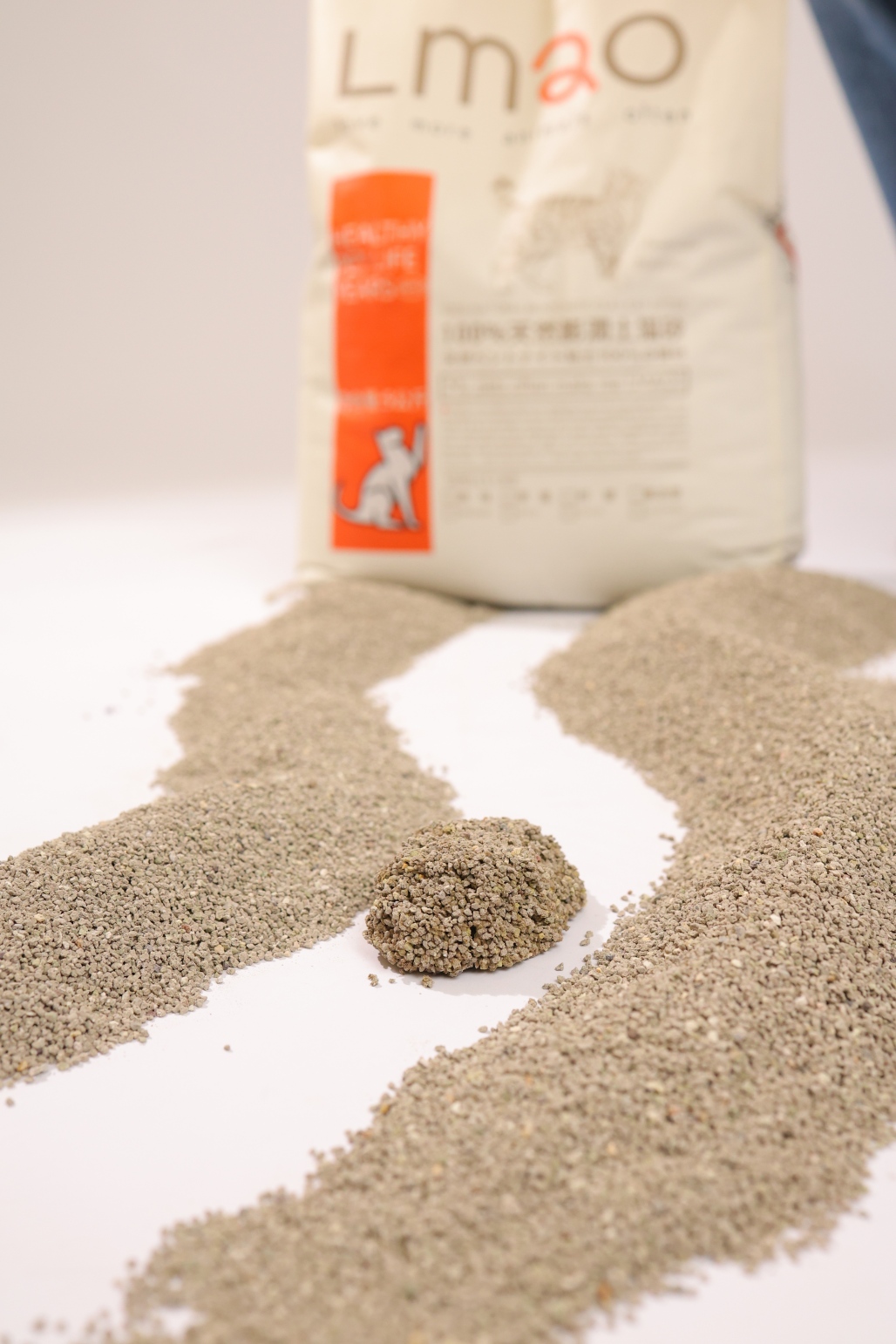 Mixed Size Jasmine Scented Deodorizing Colored Balls Of Bentonite Cat Litter3