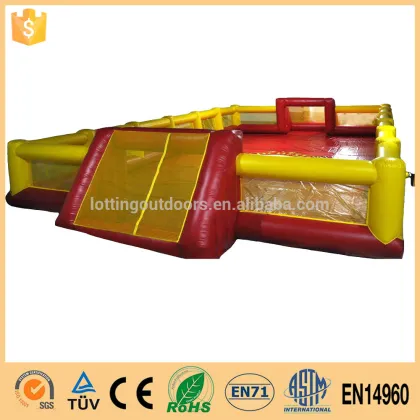 China Newly Designed Inflatable Football Field Game