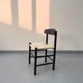 Silla de comedor de ratán con respaldo cuadrado moderno