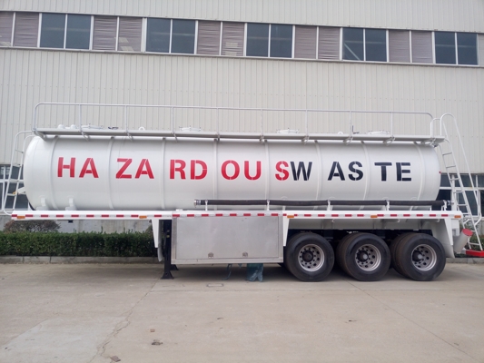 Vacuum Suction Tanker Truck Semi Trailer Volume 25000Liter