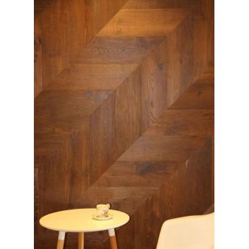 Parquet chêne rouge chevron intérieur