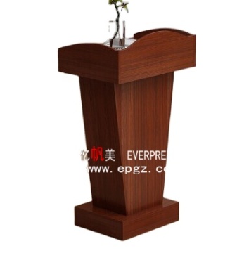 Podium gereja kayu untuk ruang kuliah
