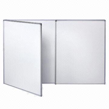 Folding Whiteboard, Offers Lots of Space for Visual Communication and Presentation
