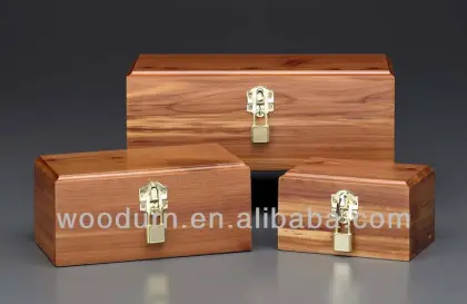 Cedar pet urns