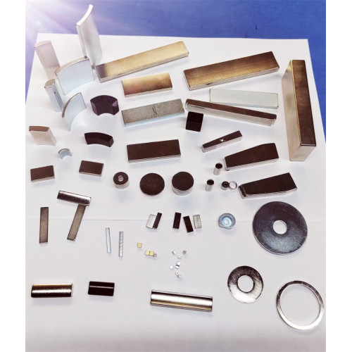 High Performance Round Magnets Customizable Sintered NdFeB Round Magnets Supplier