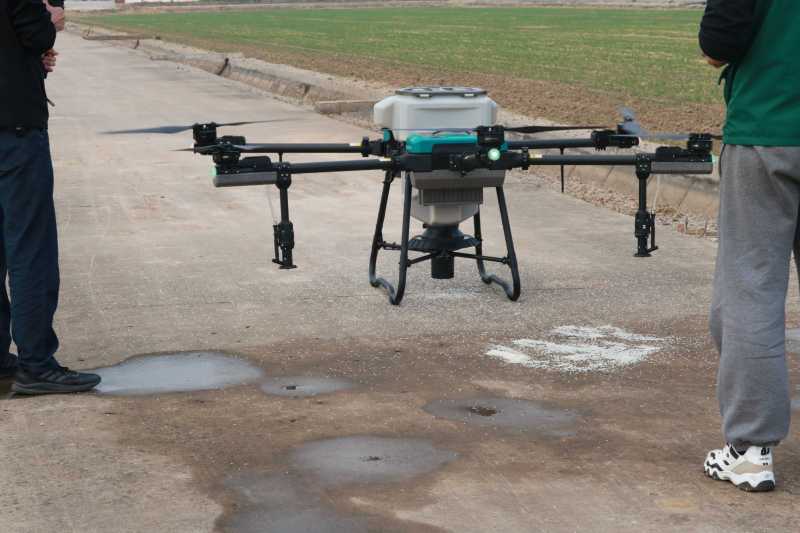 battery RTK spraying electric drone for agriculture