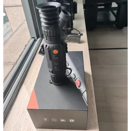 3300m Handheld Thermal Imager Monocular