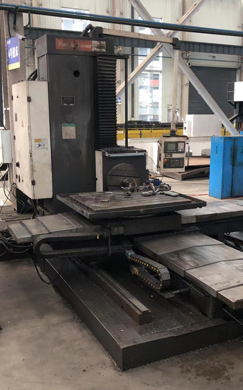 Digital display horizontal boring and milling machine3-1