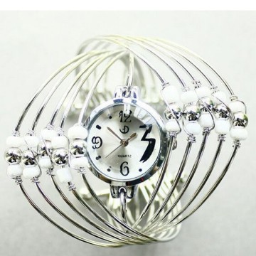 2015 new design white women' s multi layer beaded individual bracelet watch