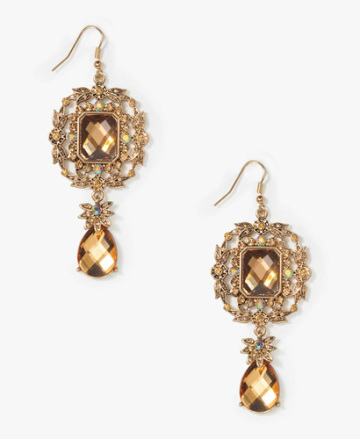 Luxurious gold drop earring with yellow gold zircon