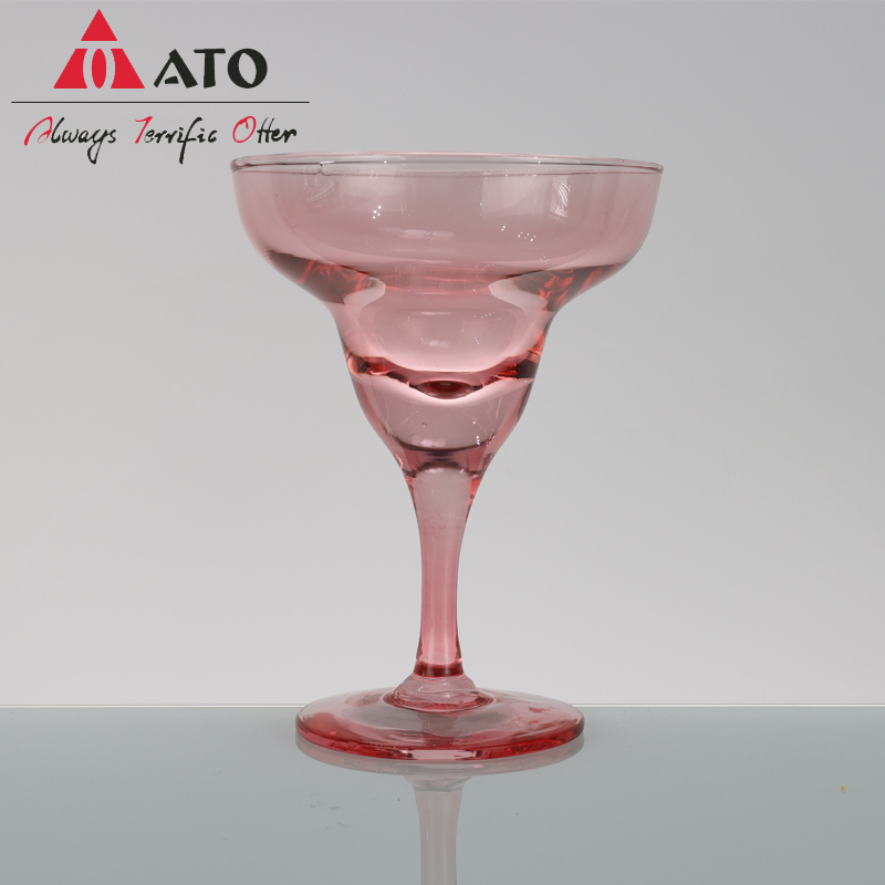 Ato Red Color Martini Brille Rotweinglas