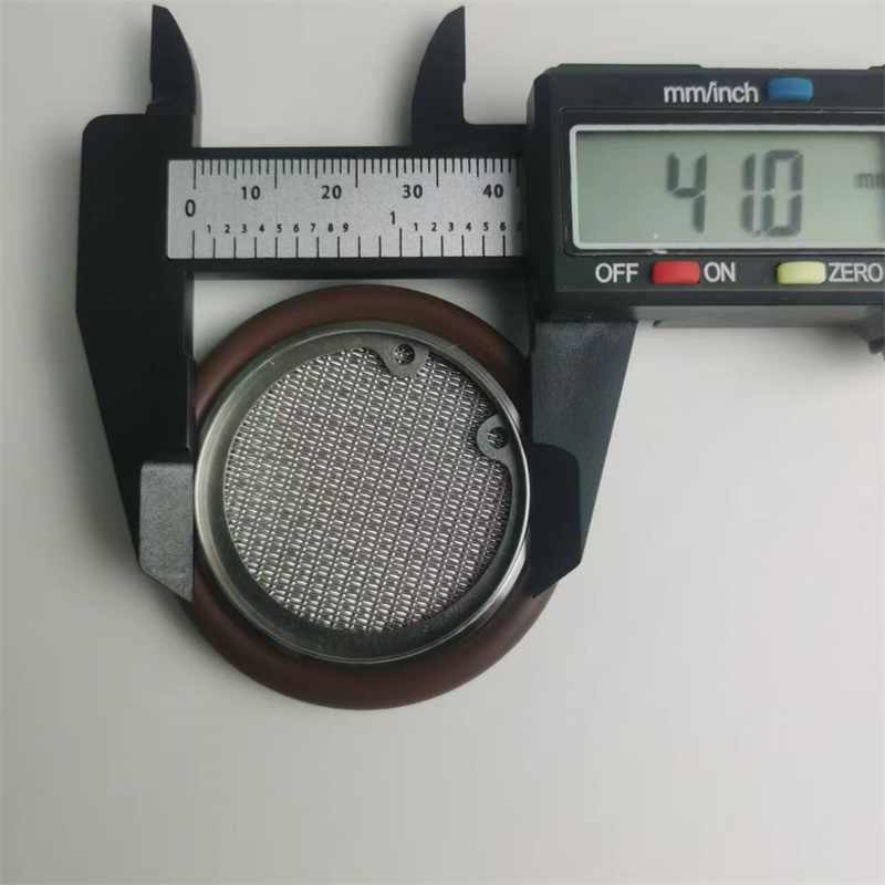 DN 40 lSO-KF Centering Ring with Sintered Metal Fine Filter (1)