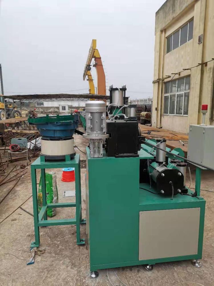 Cutting And Heading Machine For Precision Manufacturing
