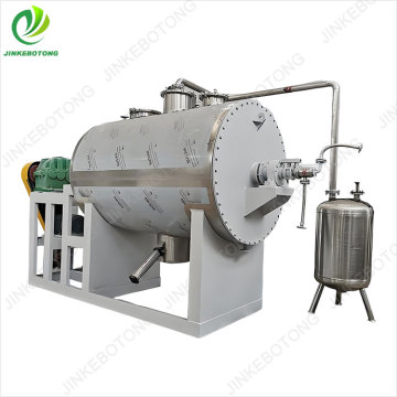 Vacuum rake dryer with uniform heating