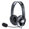 USB menghubungkan headphone kabel stereo