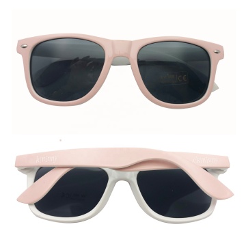 Nackte rosa Rauch polarisierte Sonnenbrille