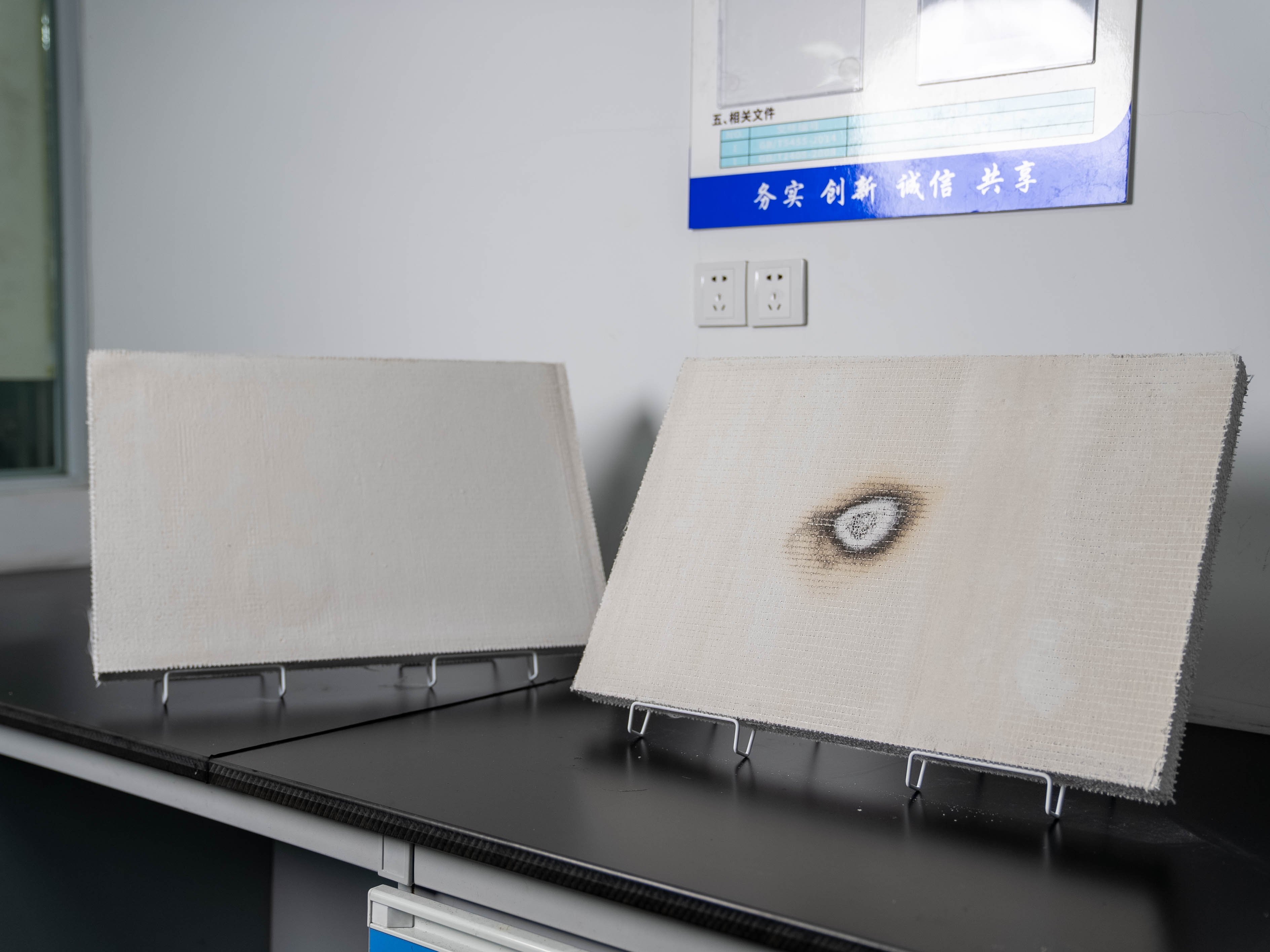 recyclable vacuum insulation panel for cold chain