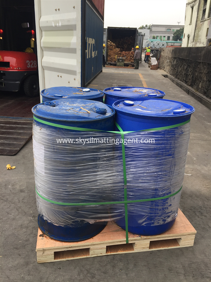 What are the types and characteristics of thickeners in waterborne