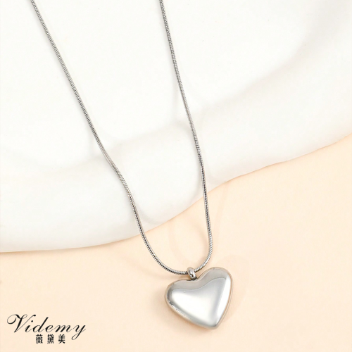 Elegant Simple Love Silver Necklace for Everyday Wear