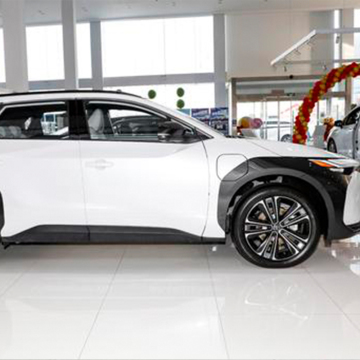 2023 Four-Wheel Drive PRO Fast Charging Electric Vehicle BZ4X for Adults