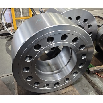 Custom-Engineered Petrochemical Flange Assemblies