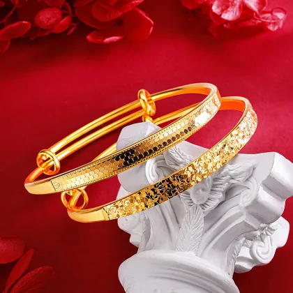 Net Red Gold Sargent Ice Grain Push and Pull Trendy Gold Plated Bracelet: A Little Red Book Exclusive