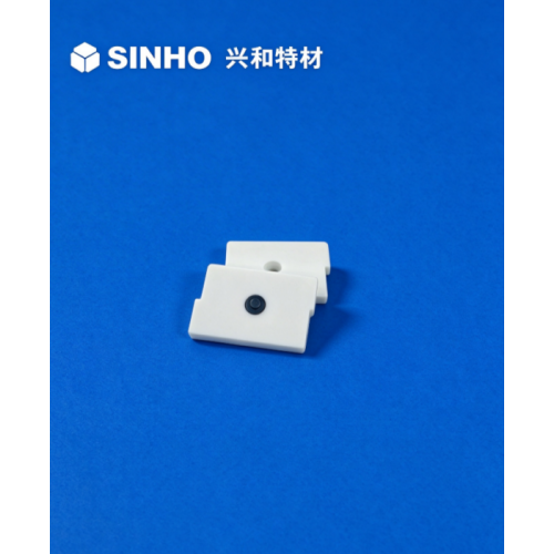 焊接陶瓷耐磨板以提供磨损保护