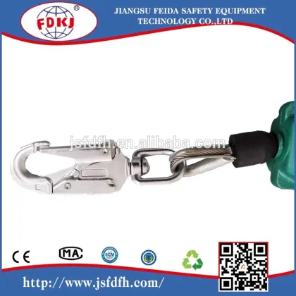 Wire rope fall arrester, retractable fall arrester
