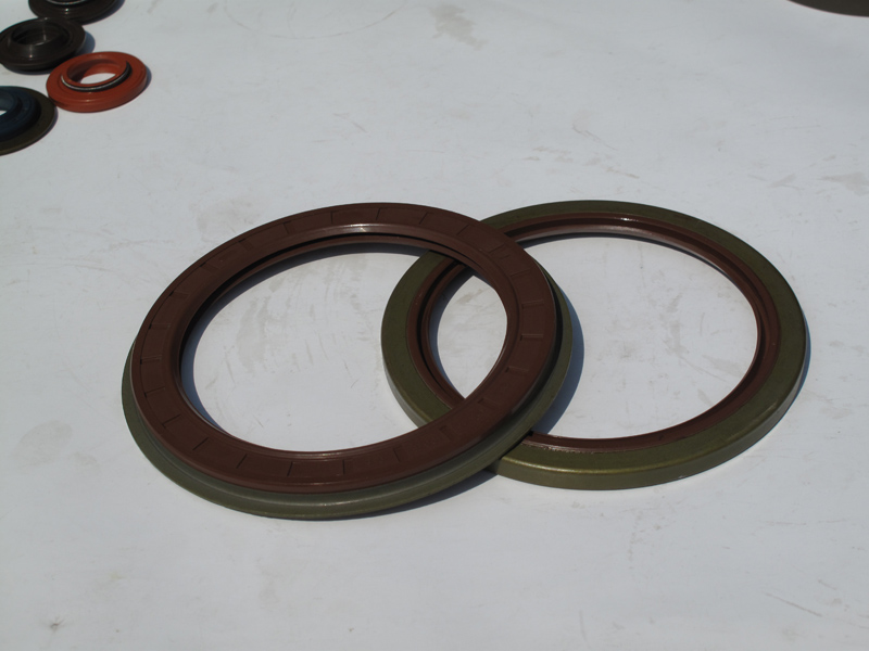 Commins Oil Seal