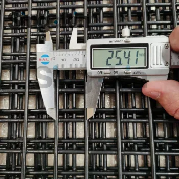 1/2 Inch Green Vinyl PVC Coated Welded Wire Mesh Fence Panel - Manufacture Hardware