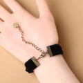 Morbilliforme minuscule perles poignets de dentelle velours bracelet Bracelet de verrouillage