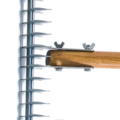 Moss Removal Garden Rake with 19 Teeth, Olive Green