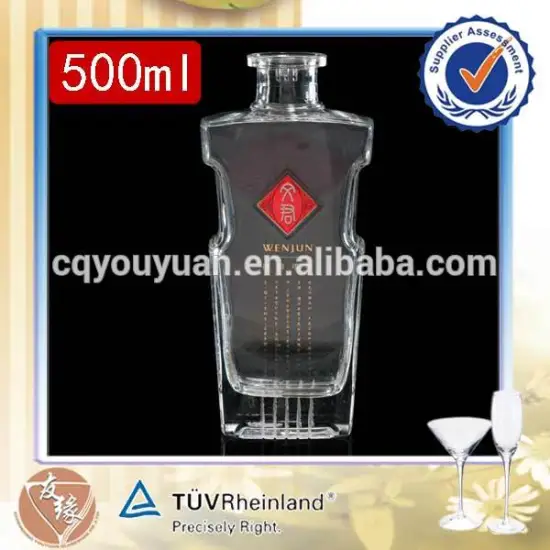 Custom golden decal logo engraved high grade unique spirits 500ml glass bottle vodka