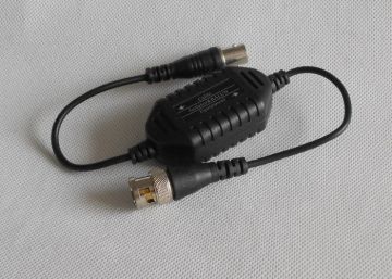 Passive Video Ground Loop Isolator For Cctv With 15cm Cable, Gb200