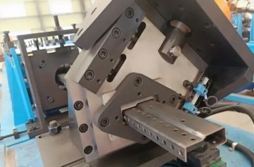 Rolled Metal Profiles Forming Machine