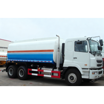 Tanker na lehké palivo