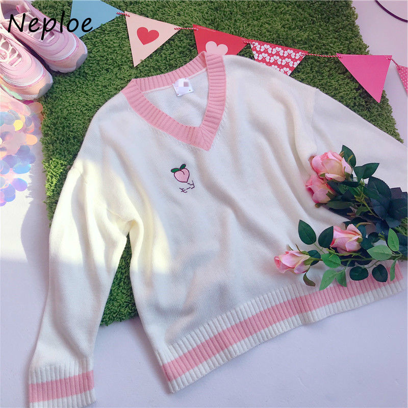 Neploe 2021 V-neck Sweet Preppy Style Sweater Women Fresh Peach Strawberry Embroidery Pullovers Panelled Patchwork Knit Tops