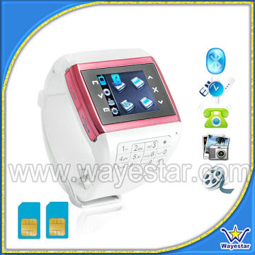1.3'' touch Dual Sim 2G GSM Watch Phone 2G Memory