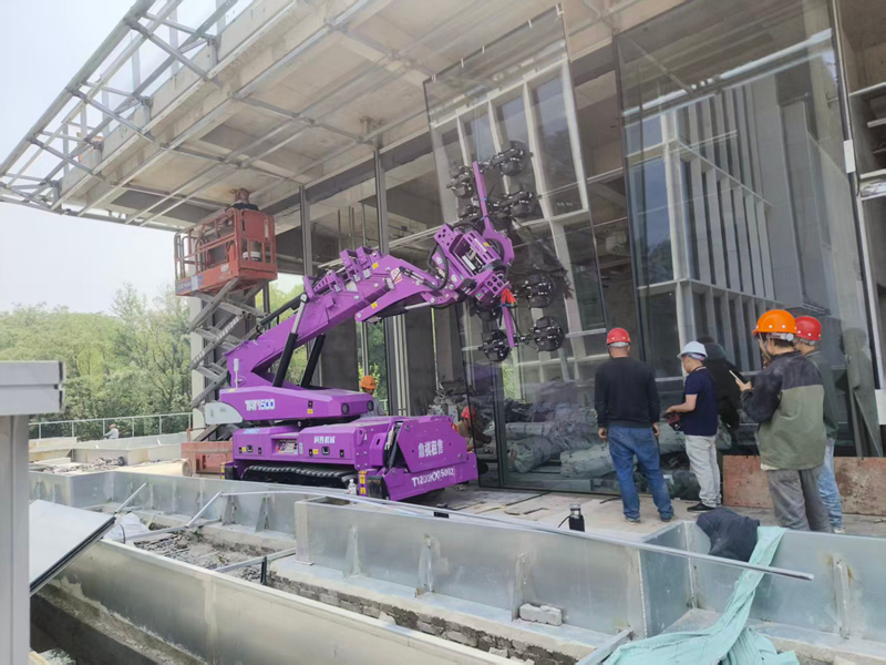 Continous Track Glass Robot 1.5 Tons with Multi-Founctional (3)