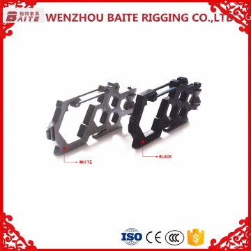 Chinese supplier Black and white breaking strength 1000KG ,stainless steel carabiner professional tool