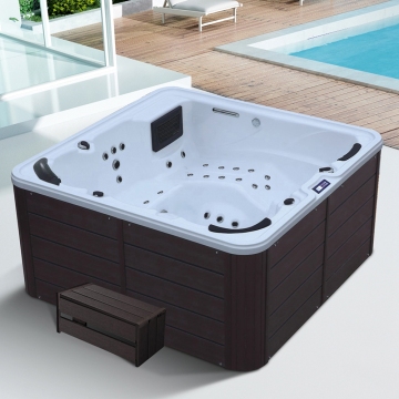 2200mm Nozzle Outdoor Spa Backyard Installation