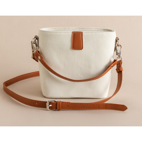 Durable And Lightweight Canvas Cloth Material Handbag