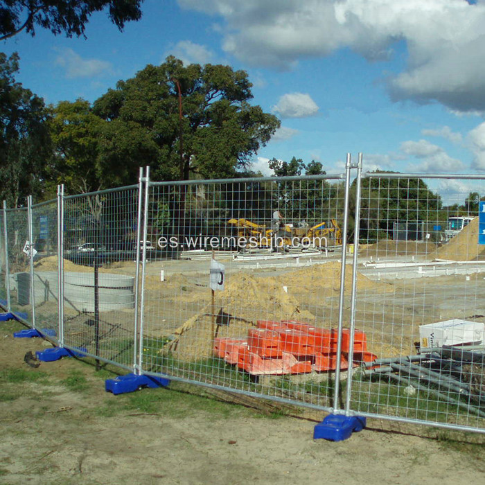 Cerca de pared galvanizada de la construcción temporal para Australia