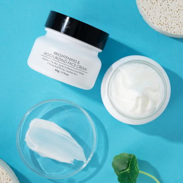 Private Label Skin Care: Brightening & Moisturizing Face Cream for Barrier Strengthening and Nourished Skin